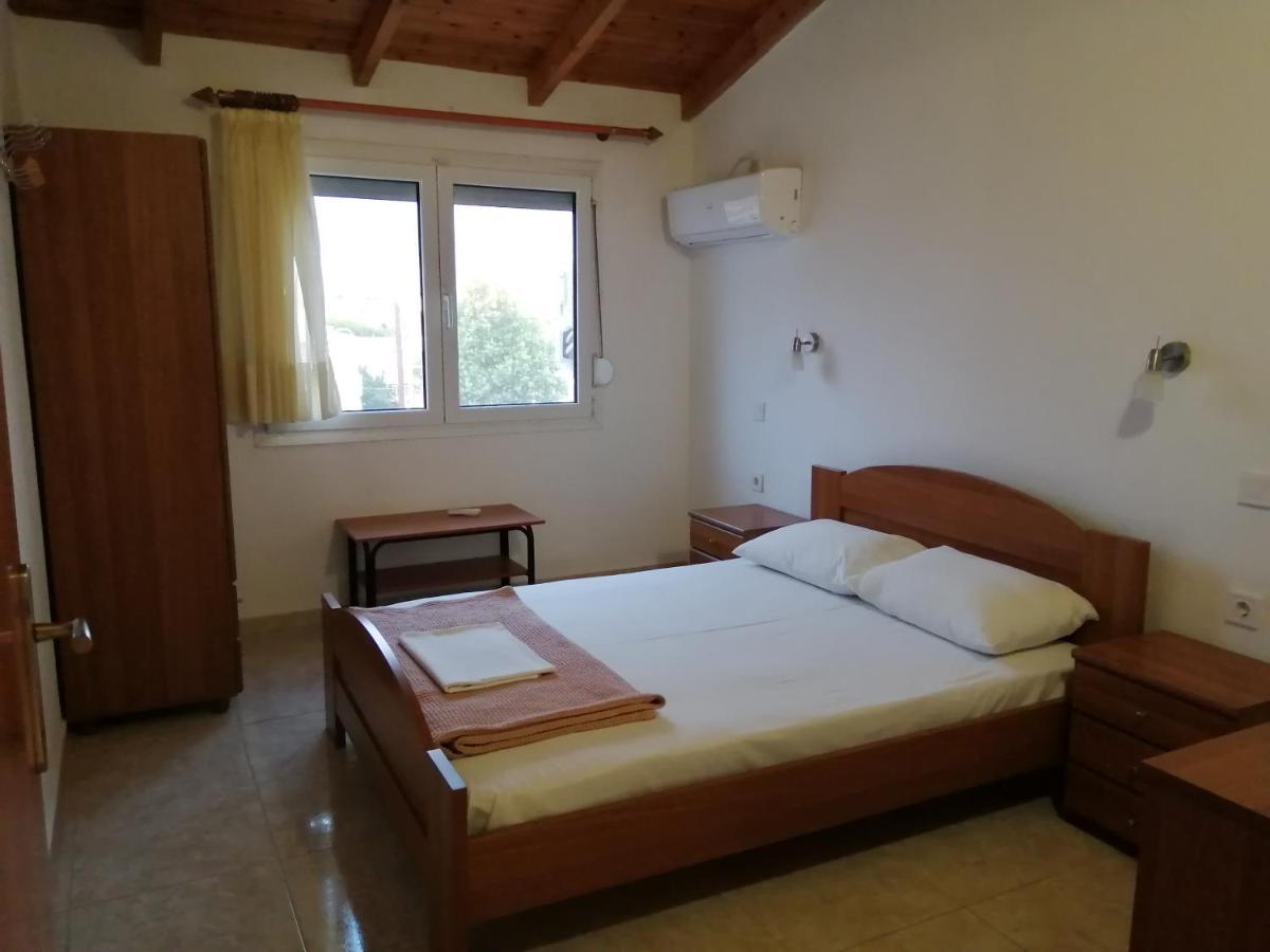 Irini Apartments Keramotí Buitenkant foto