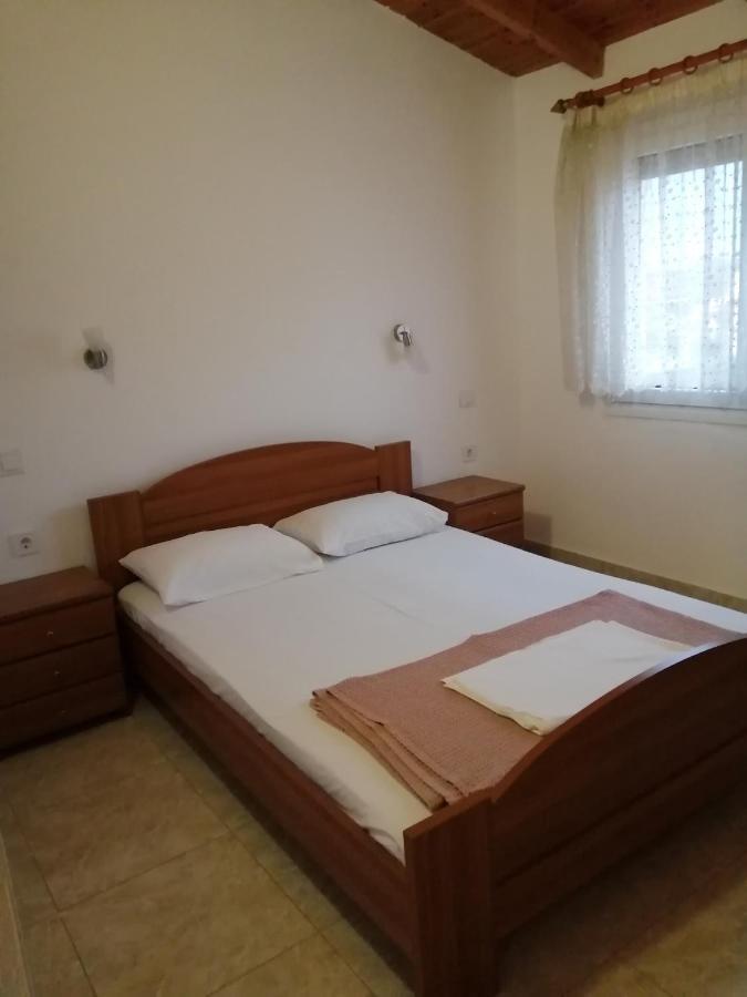 Irini Apartments Keramotí Buitenkant foto
