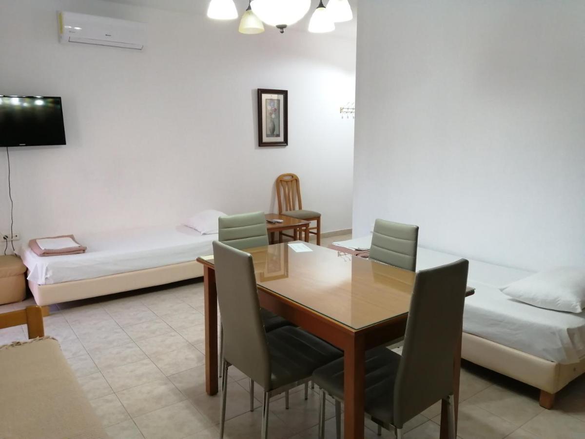 Irini Apartments Keramotí Buitenkant foto