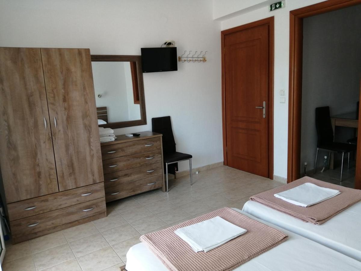 Irini Apartments Keramotí Buitenkant foto