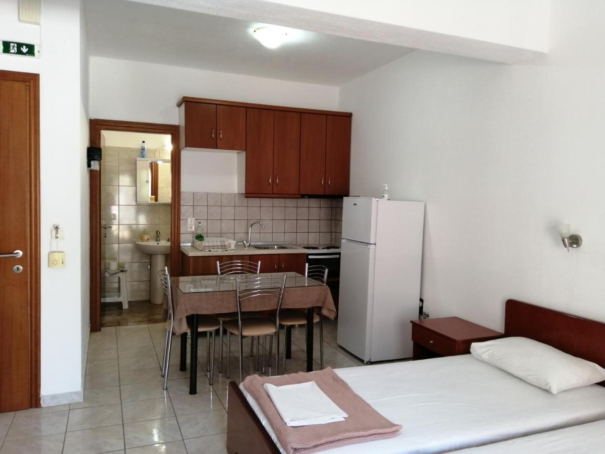 Irini Apartments Keramotí Buitenkant foto