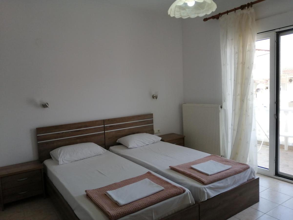 Irini Apartments Keramotí Buitenkant foto