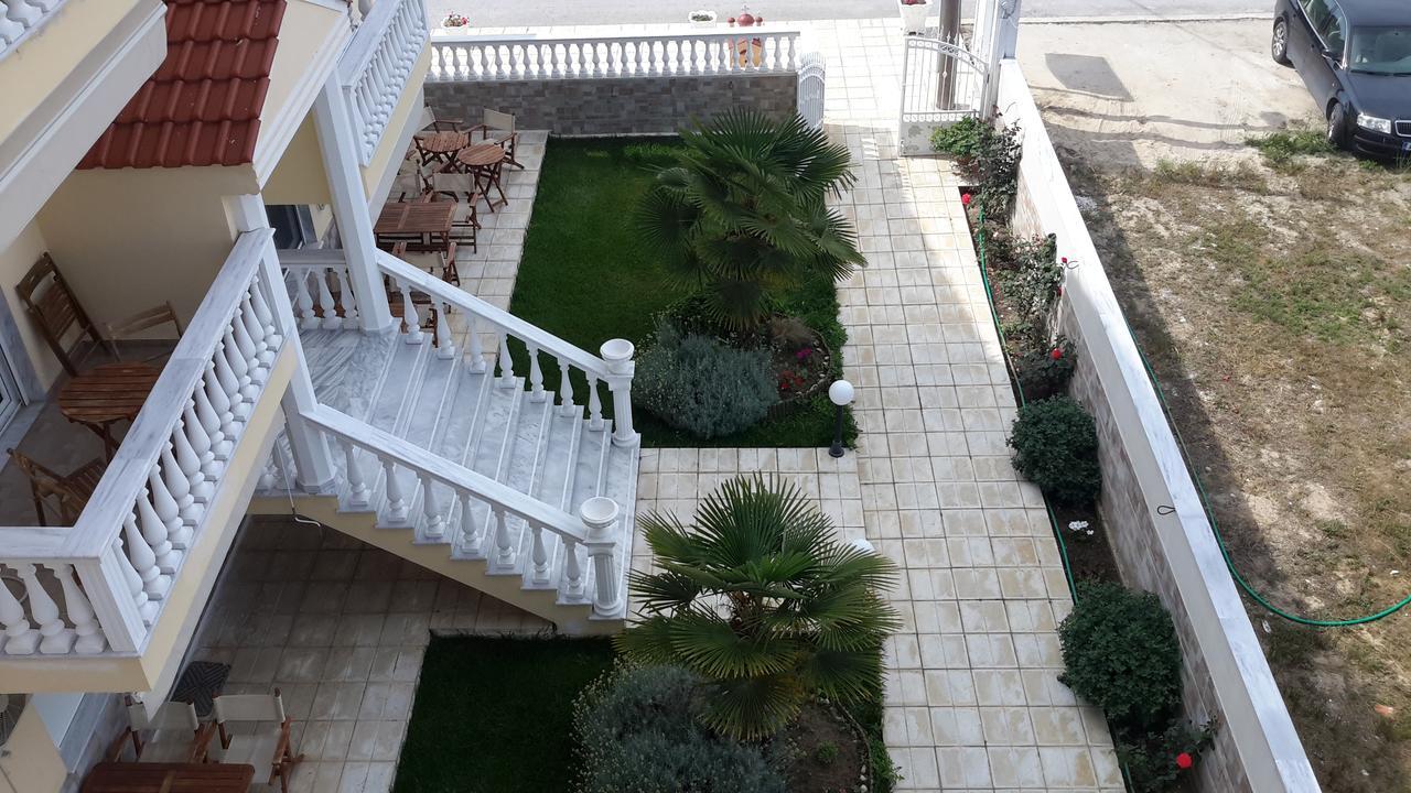 Irini Apartments Keramotí Buitenkant foto