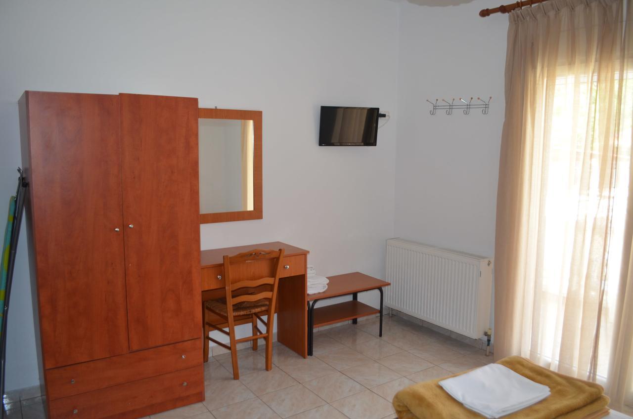 Irini Apartments Keramotí Buitenkant foto