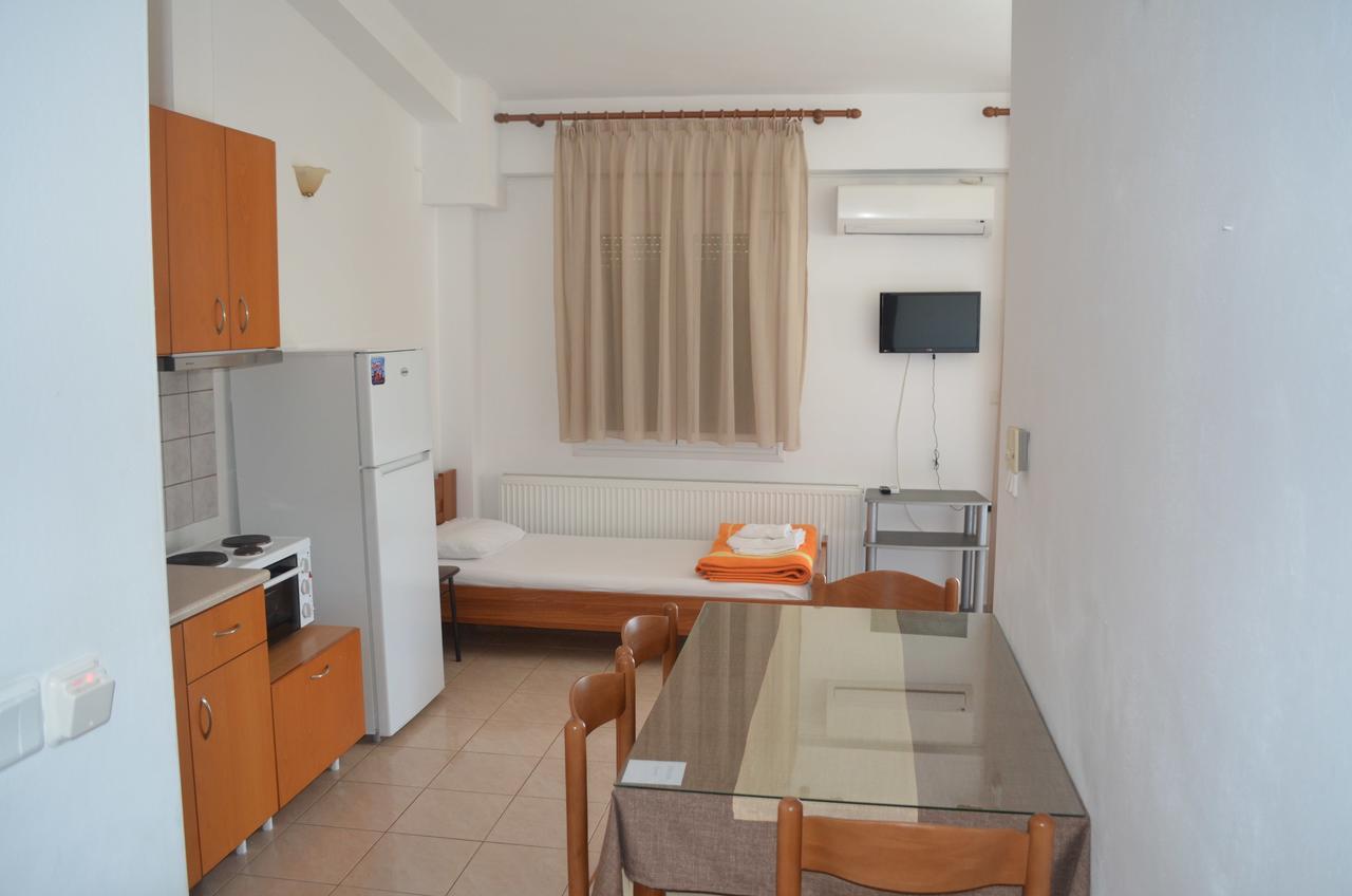 Irini Apartments Keramotí Buitenkant foto